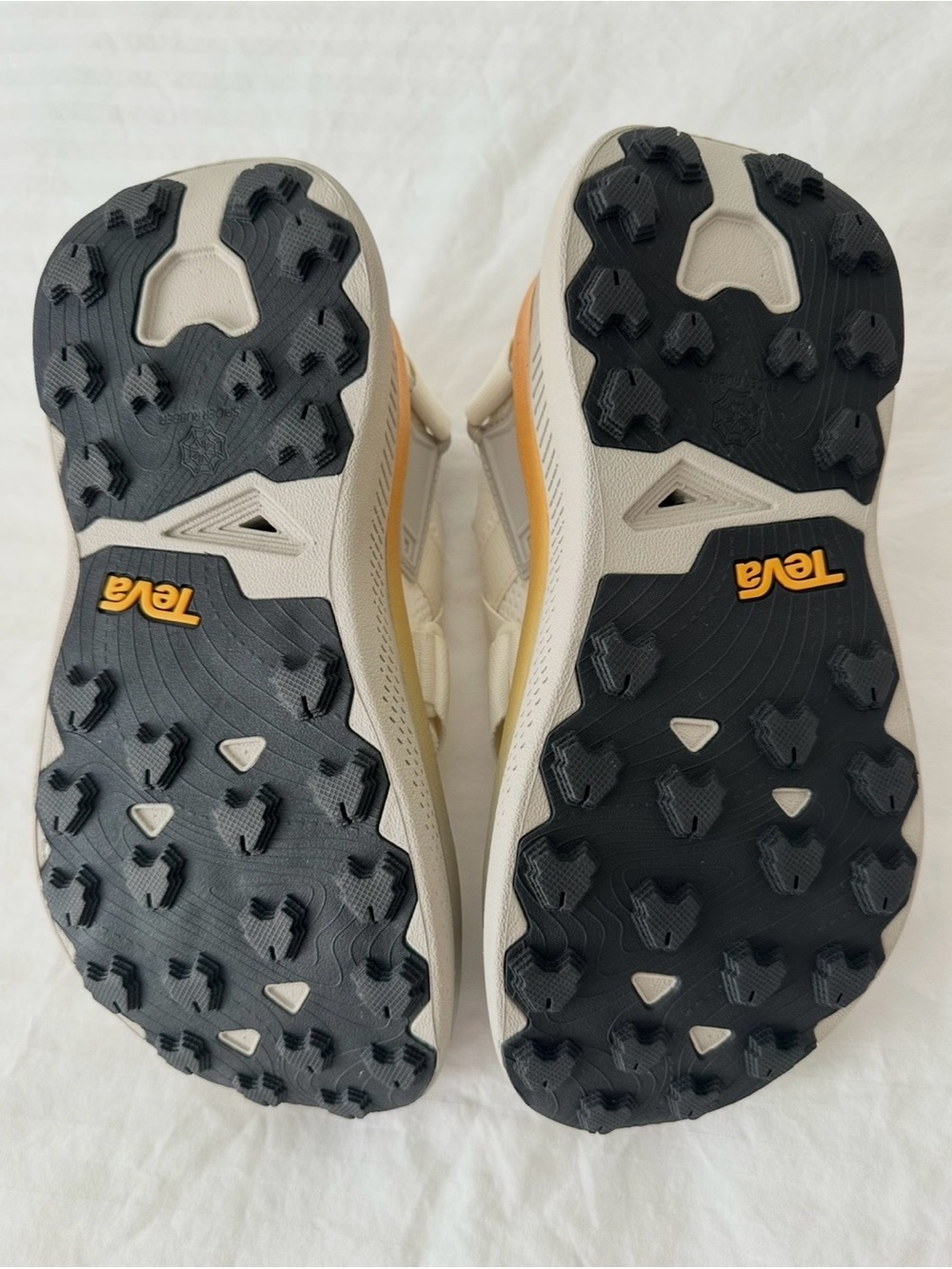 TEVA Aventrail Women’s sandal in Marshmallow Marigold size 8 - Picture 5 of 8